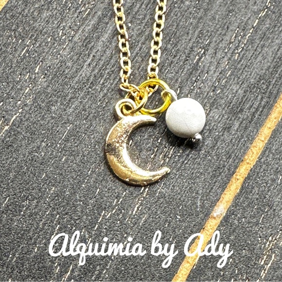 Alquimia Jewelry - DAINTY GOLD 18K PLATED CHOKER NECKLACE CRESCENT MOON WHITE JADE